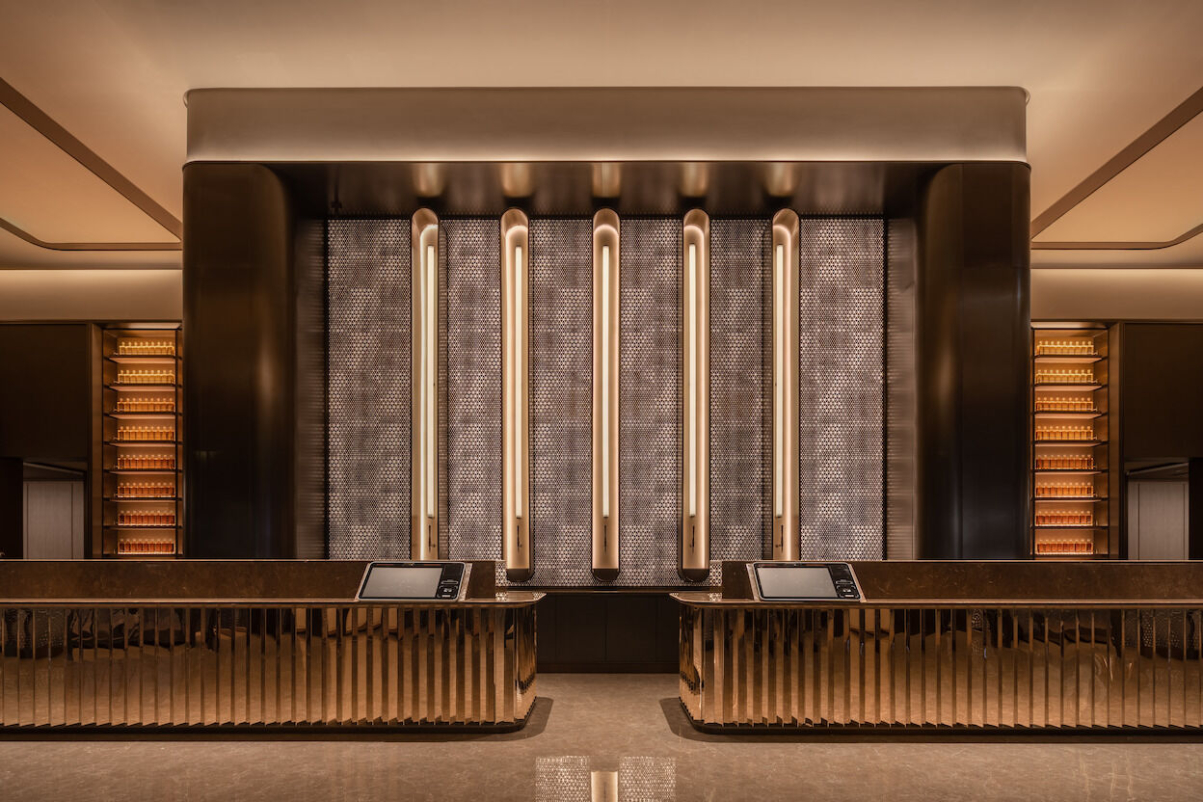 Improved Chinese Transport Infrastructure Fuels Tourism Boom in Lower-Tier Cities, H World Group Capitalizes on Emerging Accommodation Demand