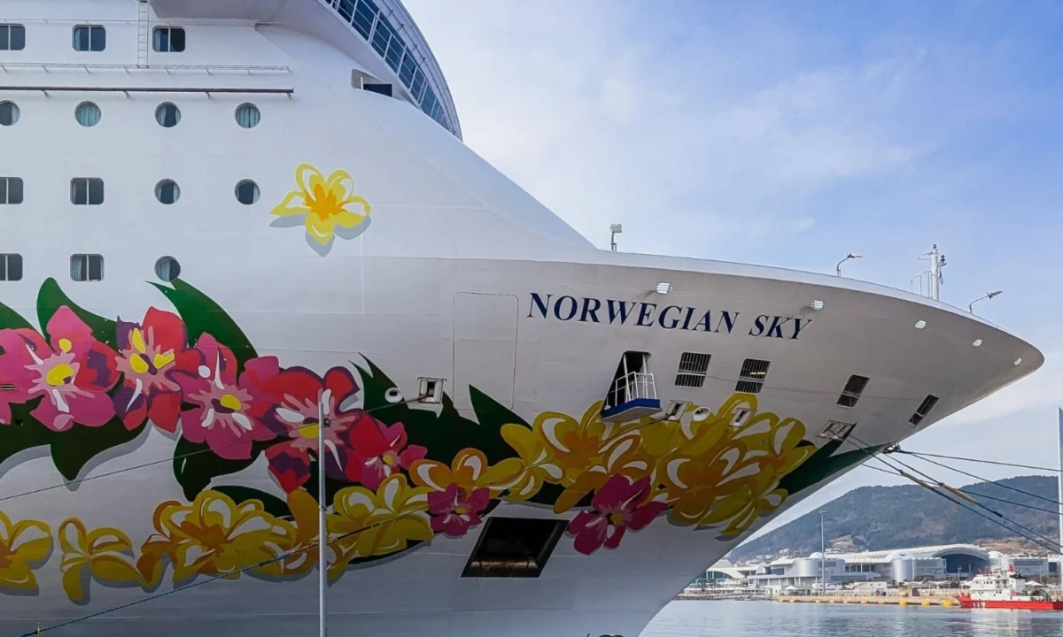 Norwegian Cruise Line Holdings Refines Cross-Brand Loyalty Program, Impacting Top-Tier Status Recognition