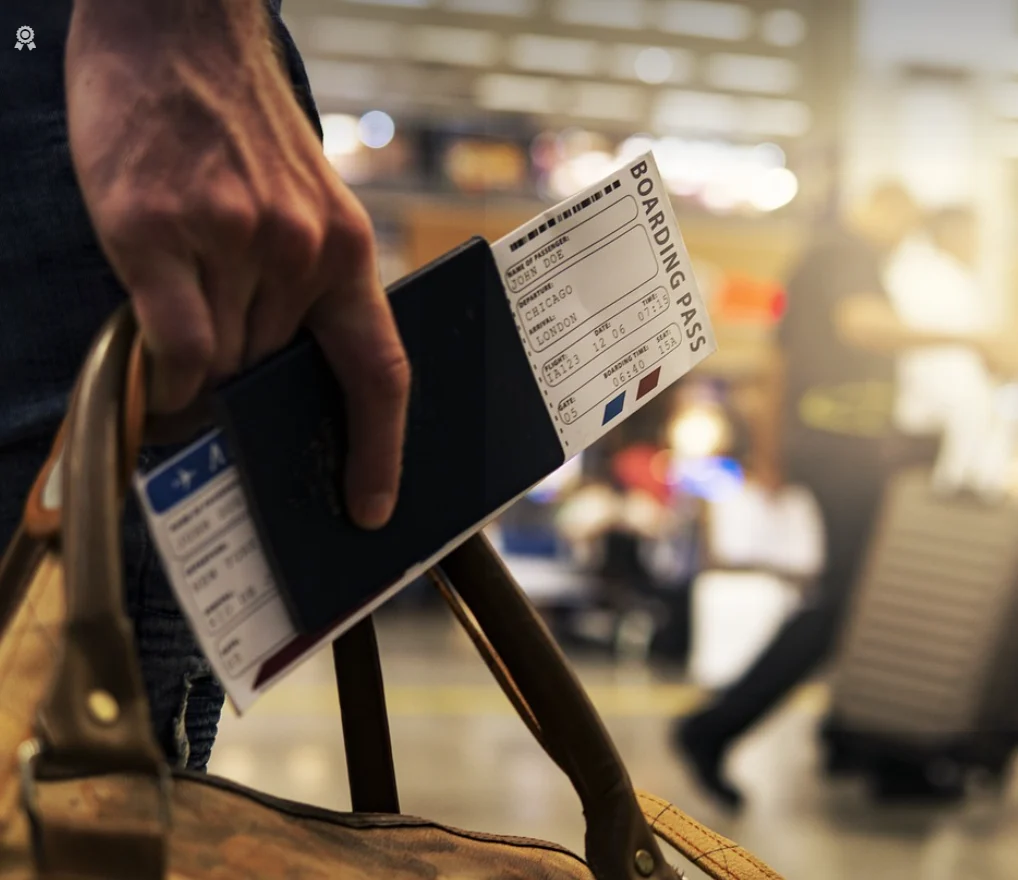 The Evolution of Air Travel Documentation: Analyzing the Debate Between Physical and Digital Boarding Passes in 2025