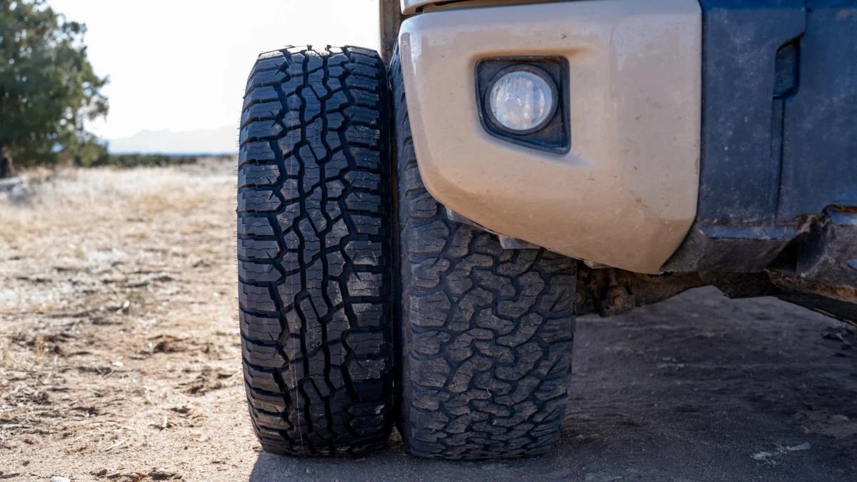 The Impact of Oversized Tires on Vehicle Performance and Safety: A Comparative Analysis of Off-Road Modifications