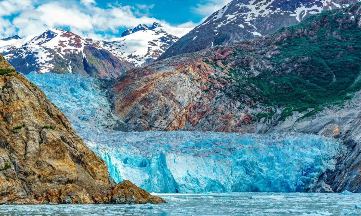 Alaska’s Tracy Arm Fjord Replaced by Endicott Arm as Cruise Lines Prioritize Safety Following Major Landslide