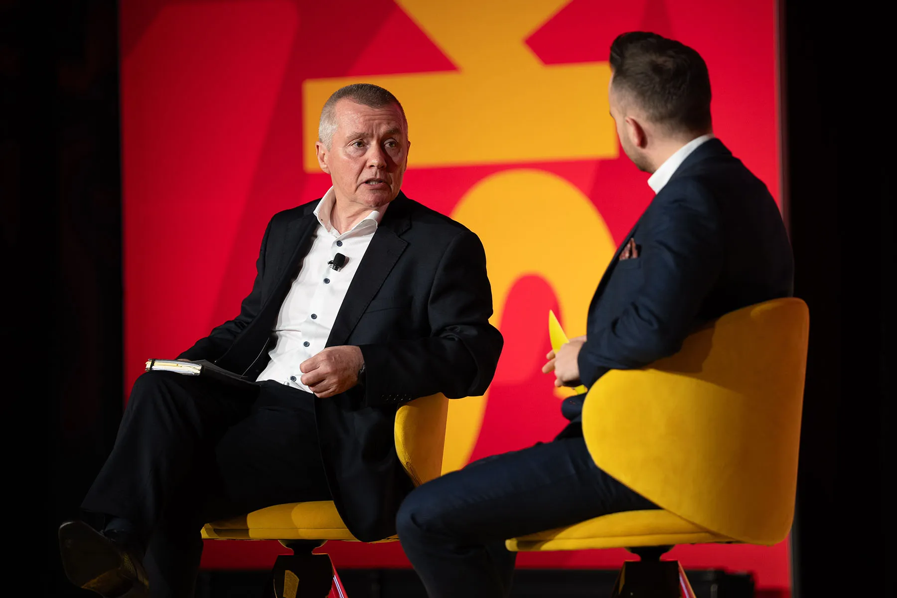 Global Aviation Navigates Executive Shifts, Fuel Headwinds, and Strategic Realignments Amidst Market Volatility