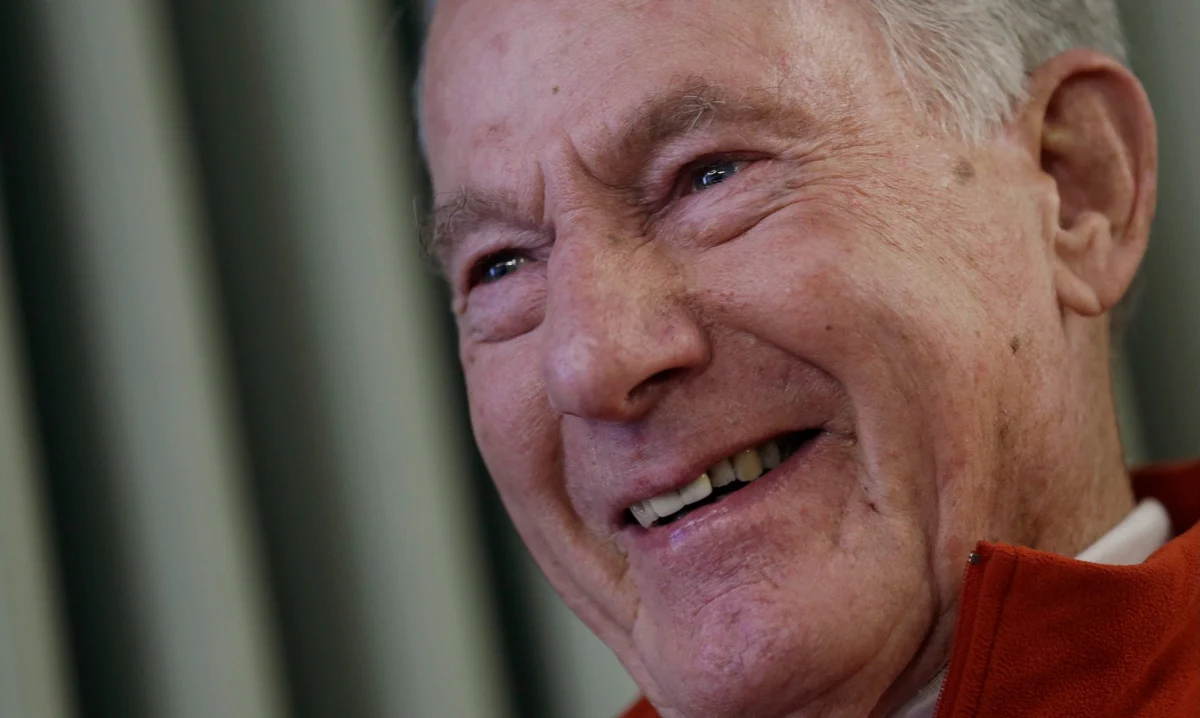 Jim Whittaker The Legendary First American to Summit Mount Everest and Former REI CEO Dies at 97