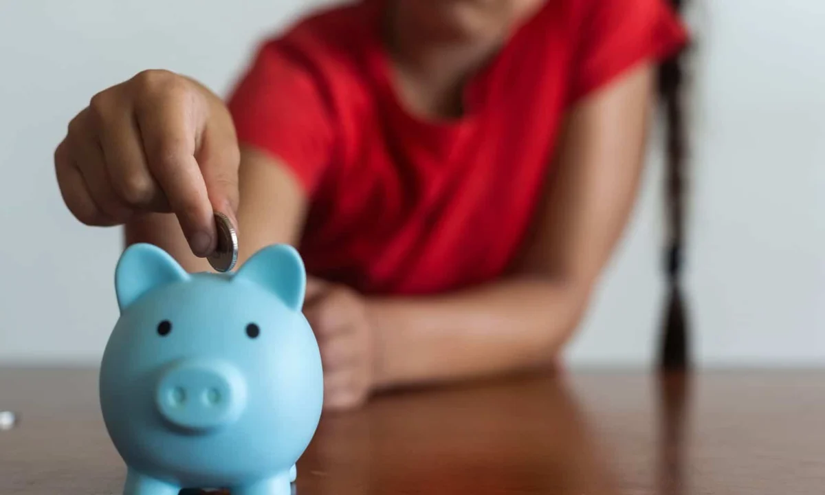 Australian Cruisers Navigate Cost of Living Pressures with Ingenious Savings Strategies