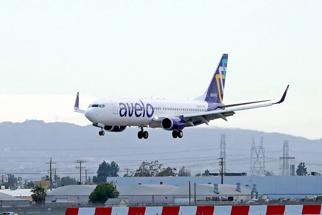 Avelo Airlines Charts New Course with Planned Hotel and Rental Car Bundles Amidst Post-ICE Partnership Strategic Reassessment