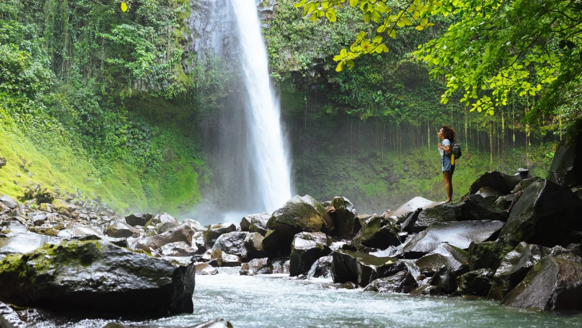 Costa Rica Redefines Global Tourism Standards Through the Integration of Pura Vida Philosophy and Sustainable Conservation Practices
