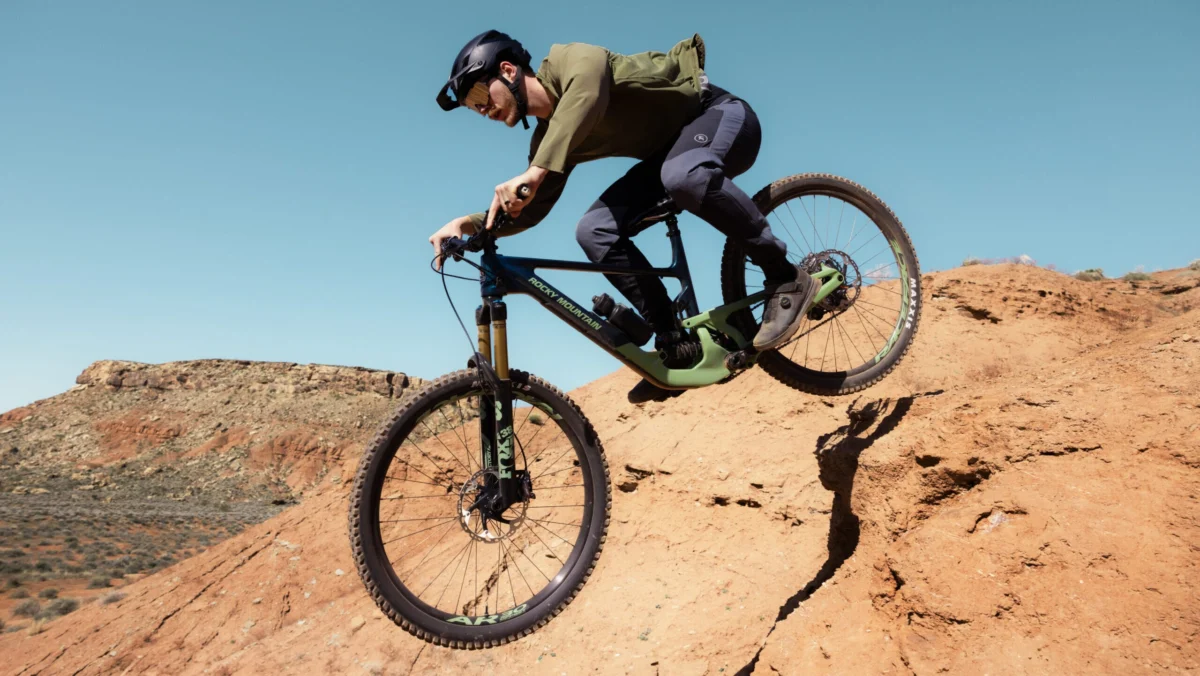 Essential Gear for the 2026 Mountain Biking and Gravel Riding Season A Comprehensive Guide to Performance and Protection