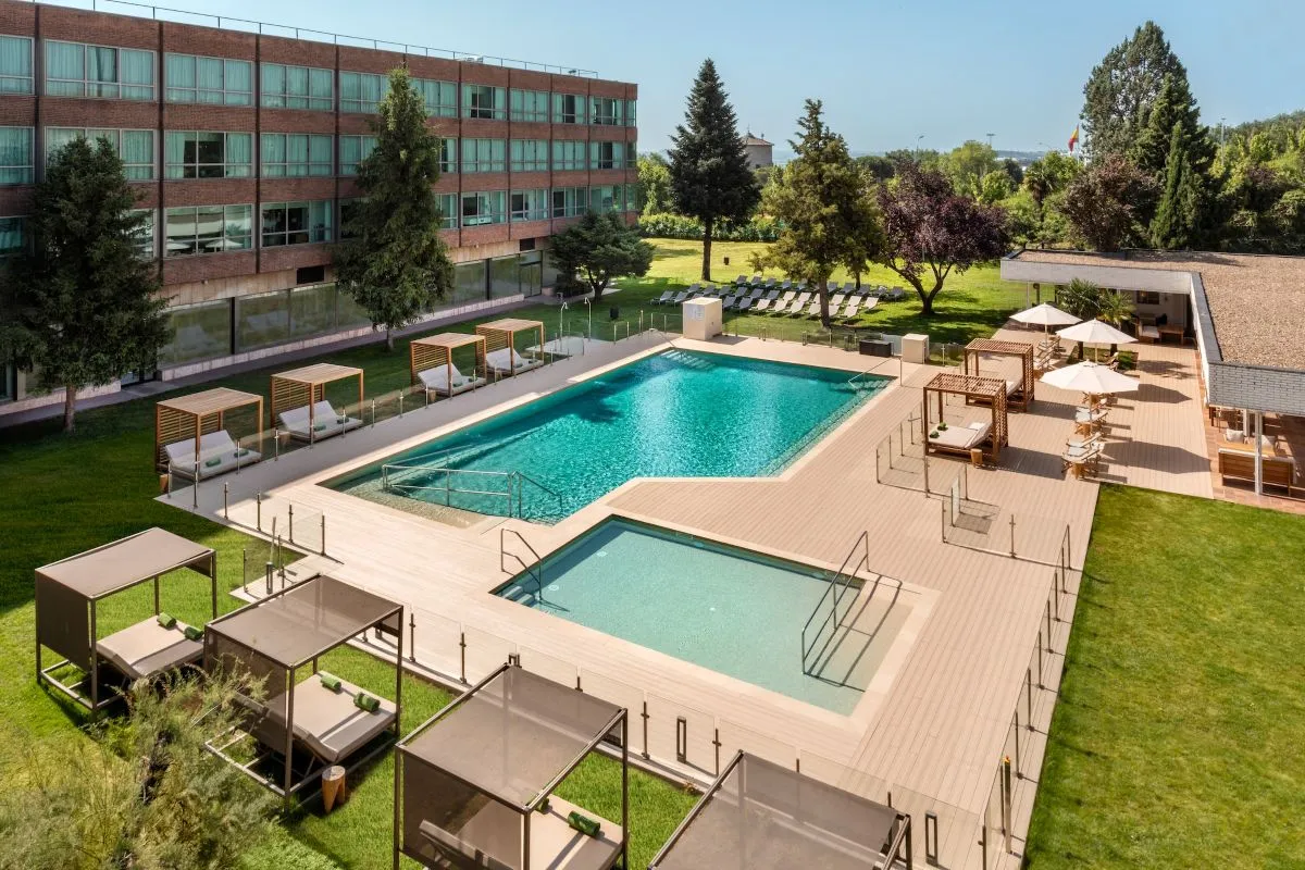 Meliá Hotels Navigates Geopolitical Instability with Strategic Market Shifts, Projecting Robust Summer Growth and Strong 2026 RevPAR Outlook