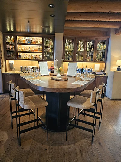 Rosewood Inn of the Anasazi: A Masterclass in Authentic Luxury and Detail-Oriented Hospitality