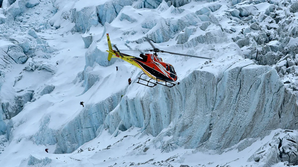Two Climbers Rescued After Dramatic Icefall Collapse on Mount Everest