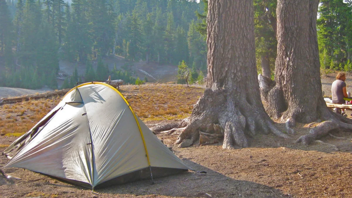 The Evolution of Outdoor Shelter A Comprehensive Analysis of Budget Mid Range and Premium Backpacking Tents in the Modern Market