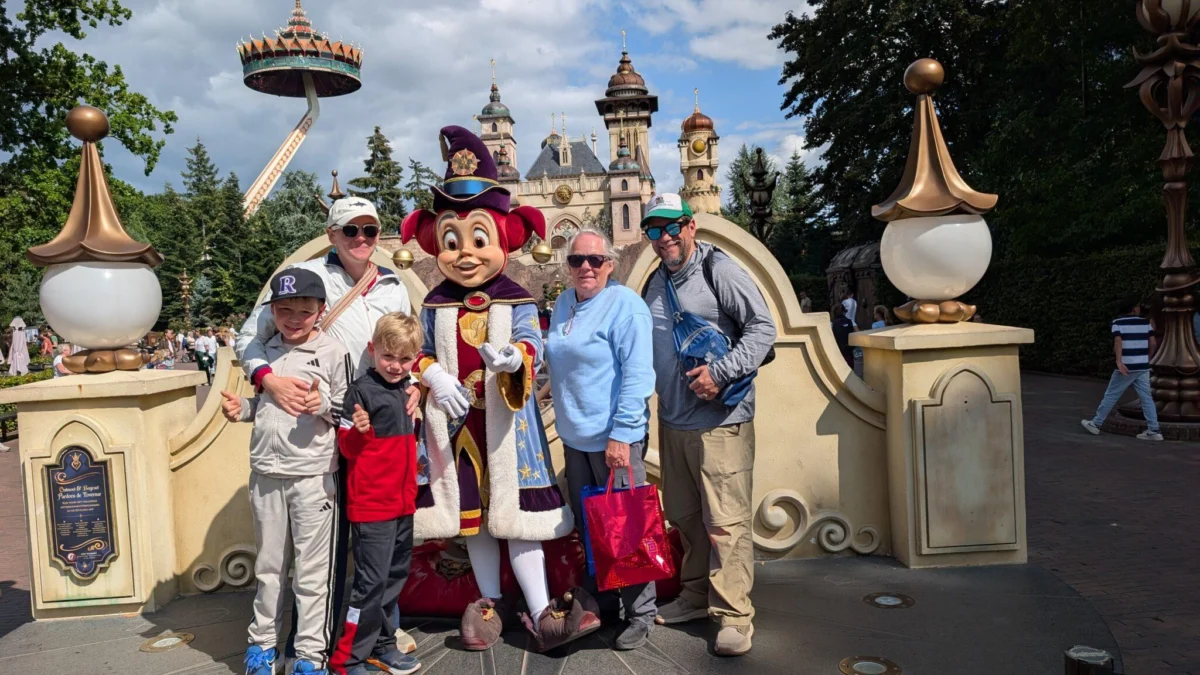 Discovering Efteling: Why This Dutch Fairytale Theme Park Outshines Disney and Universal for Global Travelers