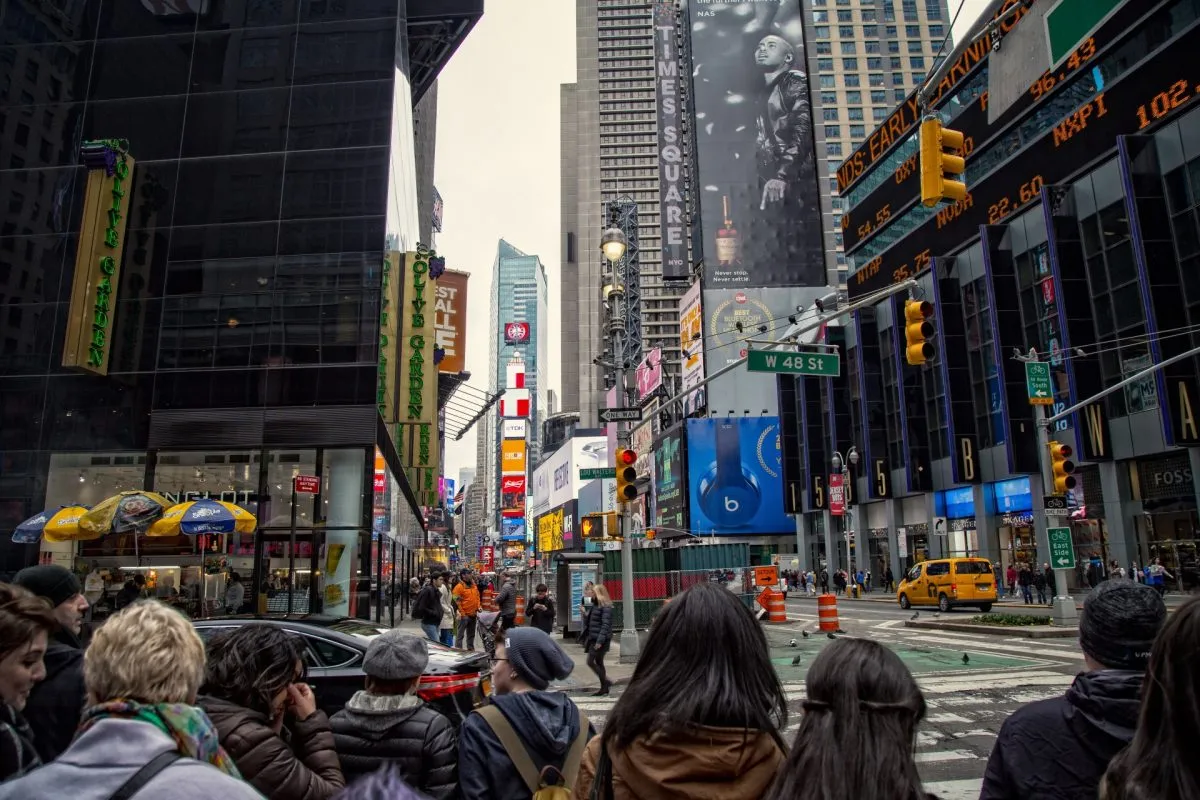 U.S. Inbound Tourism Plummets Further in August as Visitor Numbers Fall 11.8 Percent Year-Over-Year